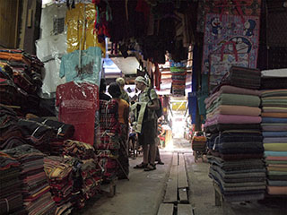 Mani Sithu Market, suveniire ostmas