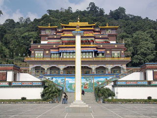 Pal Karma Zurmang Shedup Chokhor Ling Lingdum Monastery