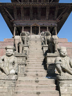 Bhaktapur, Taumadhi Square, Nyatapola Temple