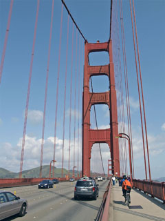 Golden Gate Bridge, üle silla
