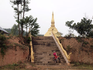 Thatluang stupa