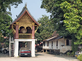 Wat Sensoukaram, parkla