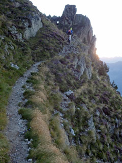 2 412 m, teel Col de la Breya poole, sellest, ees paistvast pisikesest august pidime endid läbi pressima ... [85:19:25]